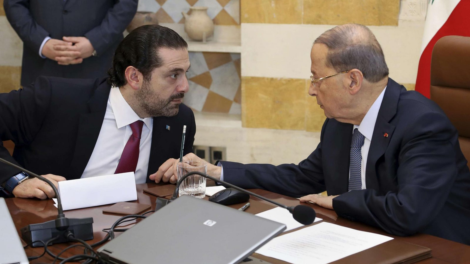 لبنان يدخل نفقاً مجهولاً.. الحريري يعتذر عن تشكيل الحكومة