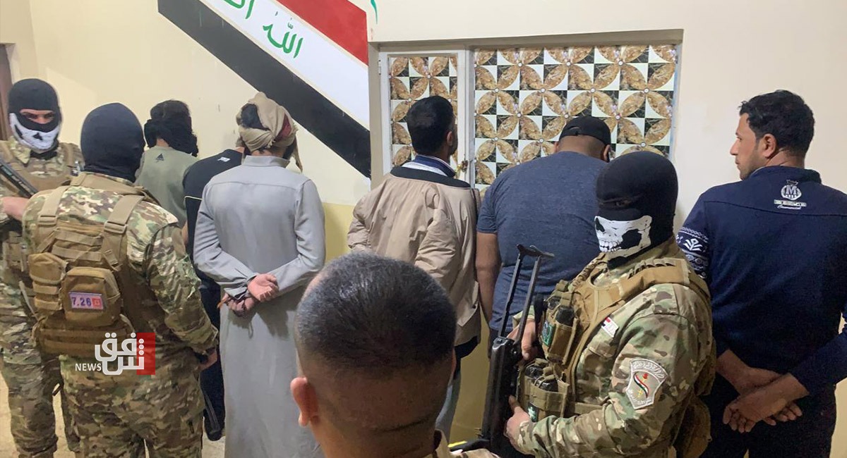The Baghdad Police arrest four wanted persons 