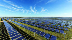 خبير يرفض التوسع باستخدام الطاقة الشمسية لتوليد الكهرباء بديلا عن النفط