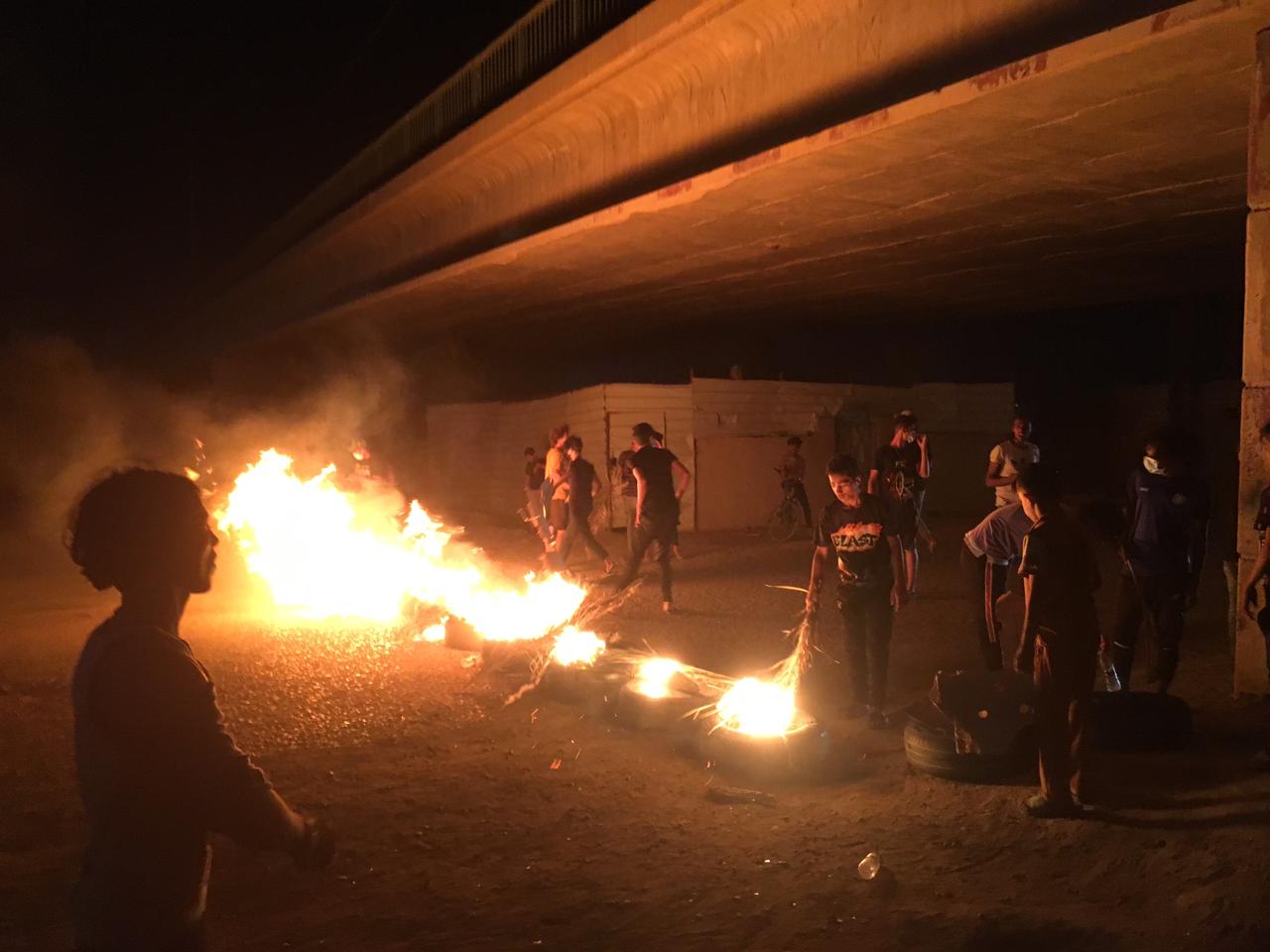 Demonstrators storm the streets of Dhi Qar demanding solutions for the electricity crisis