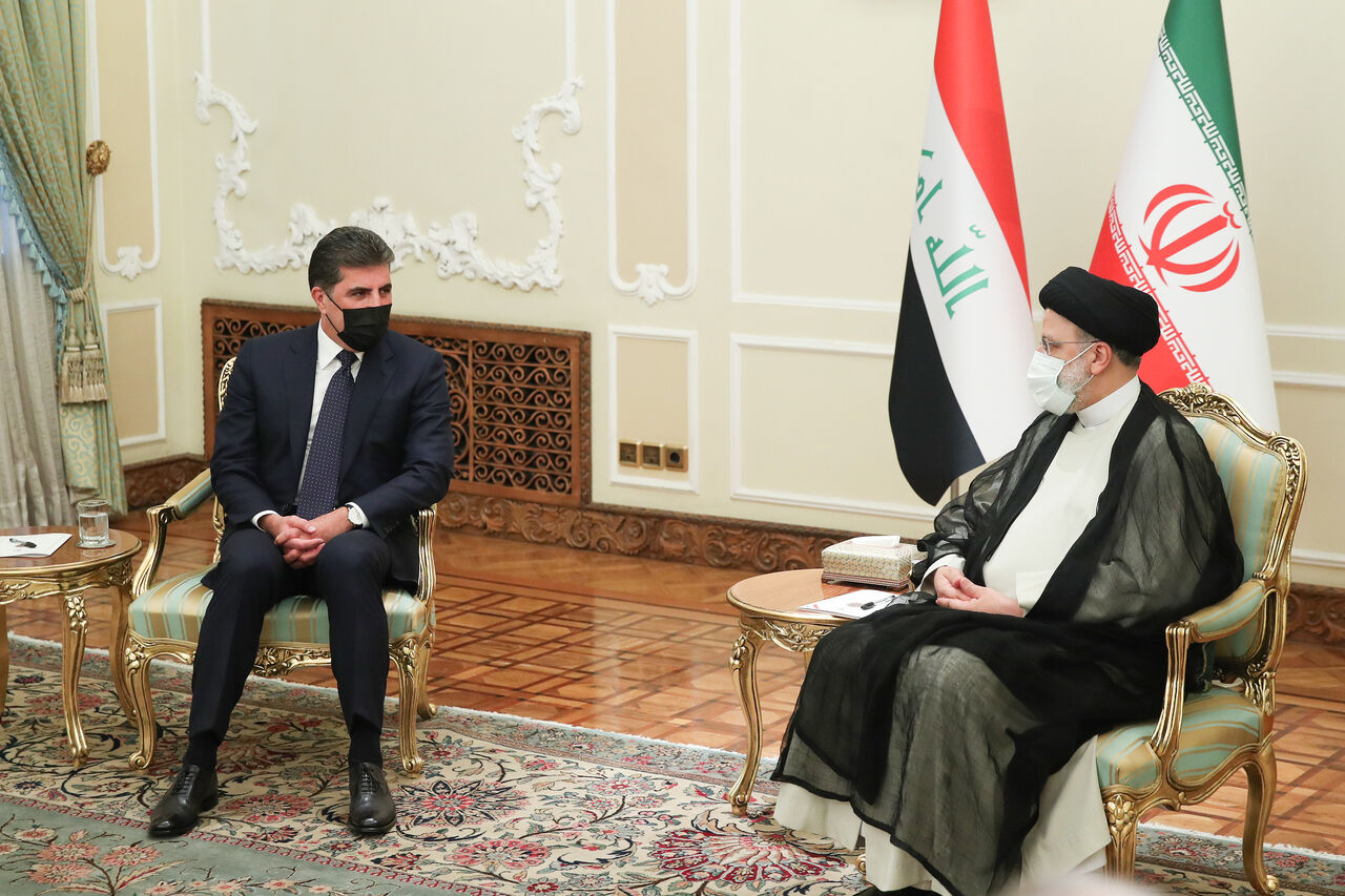 President Barzani discusses with Raisi enhancing relations between the two countries