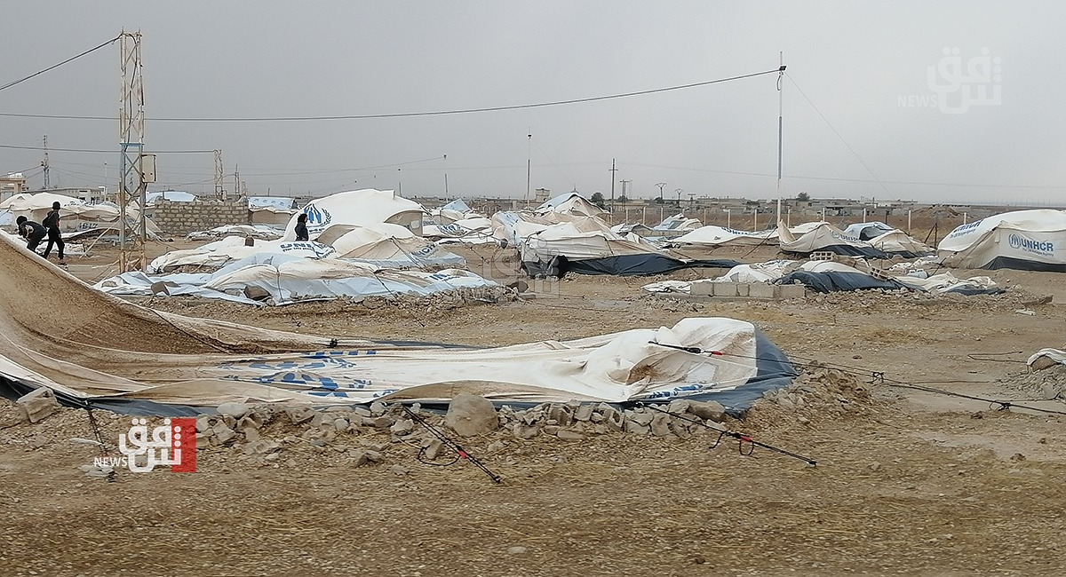 أضرار مادية في مخيم للاجئين خلفتها العاصفة الرملية بديرك (صور+ فيديو)
