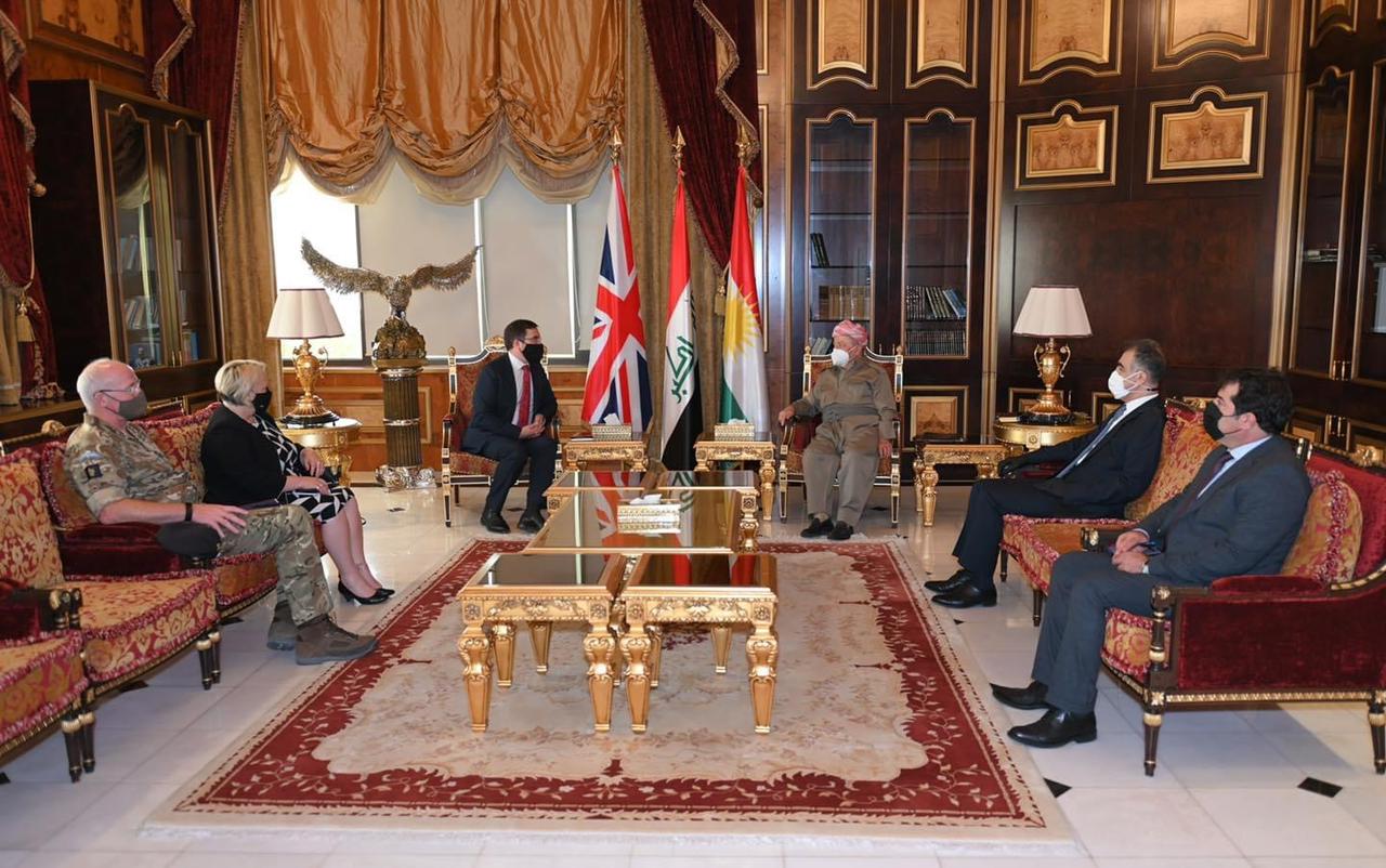 Masoud Barzani hosts the UK ambassador to Iraq in Erbil 