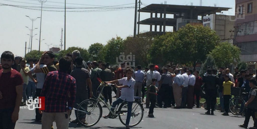 أزمة الماء تتفاعل في أربيل .. محتجون يقطعون شارعاً رئيسياً وسط المدينة