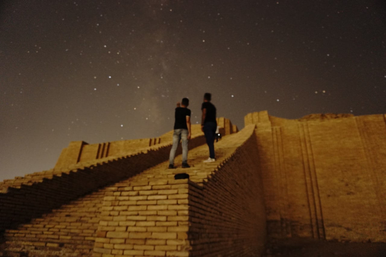 فلكيون عراقيون يرصدون مجرة عند "بوابة السماء".. صور  