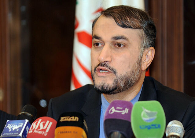 وزير الخارجية الإيراني: كان من الضروري دعوة سوريا لقمة بغداد