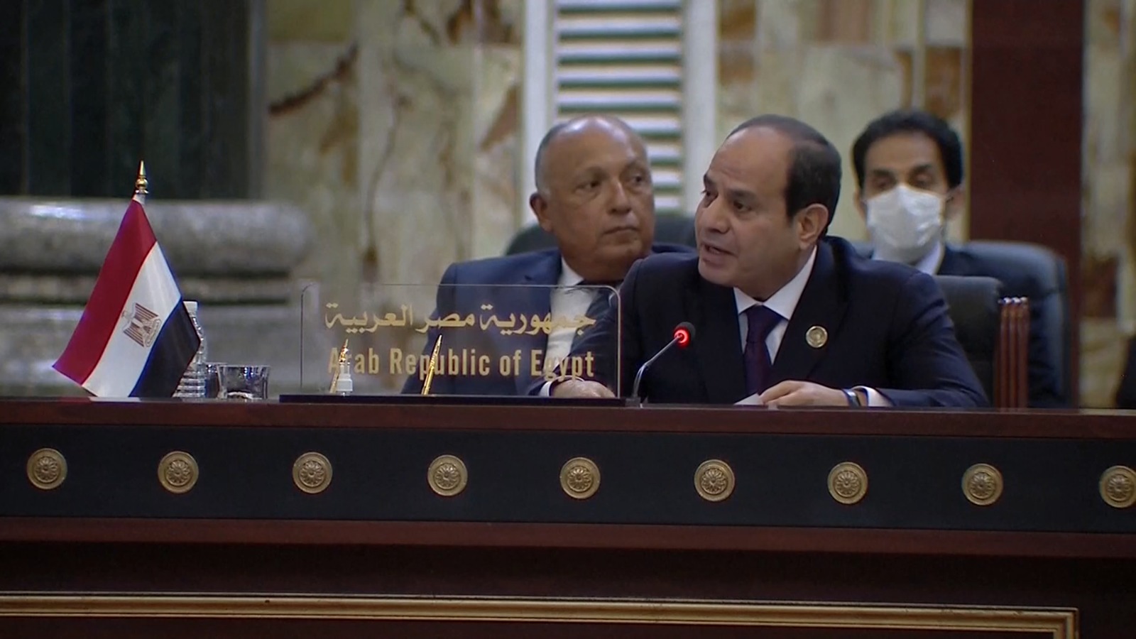 السيسي: مصر تقف سنداً للحكومة العراقية وندعو لمرحلة جديدة من التعاون الإقليمي