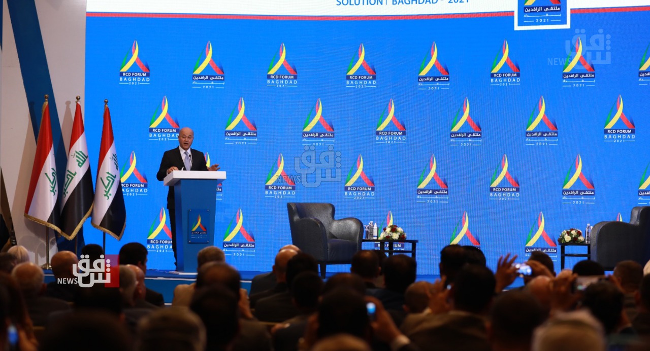 رئيس الجمهورية يشيد بدور الكاظمي في مؤتمر بغداد: منح المنطقة كلها بارقة أمل 