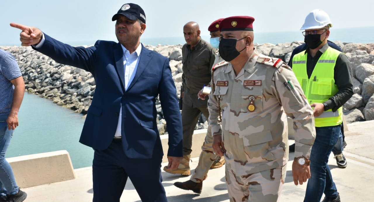 Basra operations commander visits alFaw port 