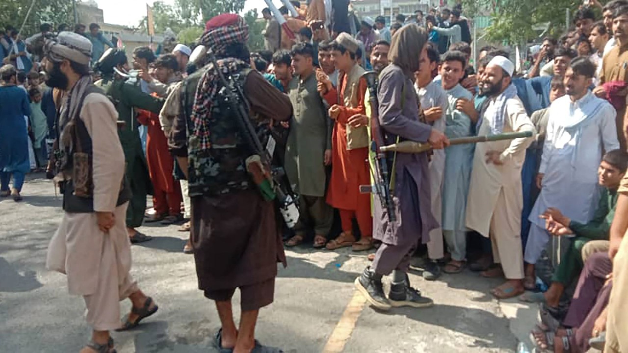 Thousands Protest Against Taliban in Kandahar Over Evictions