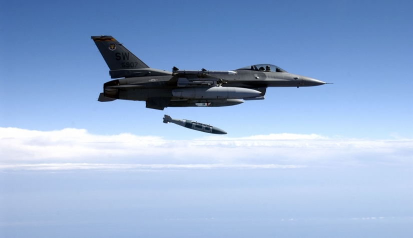 US-French airstrikes destroy ISIS dens in Garmyan