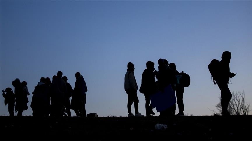 Including Iraqis eleven irregular migrants apprehended in Turkey