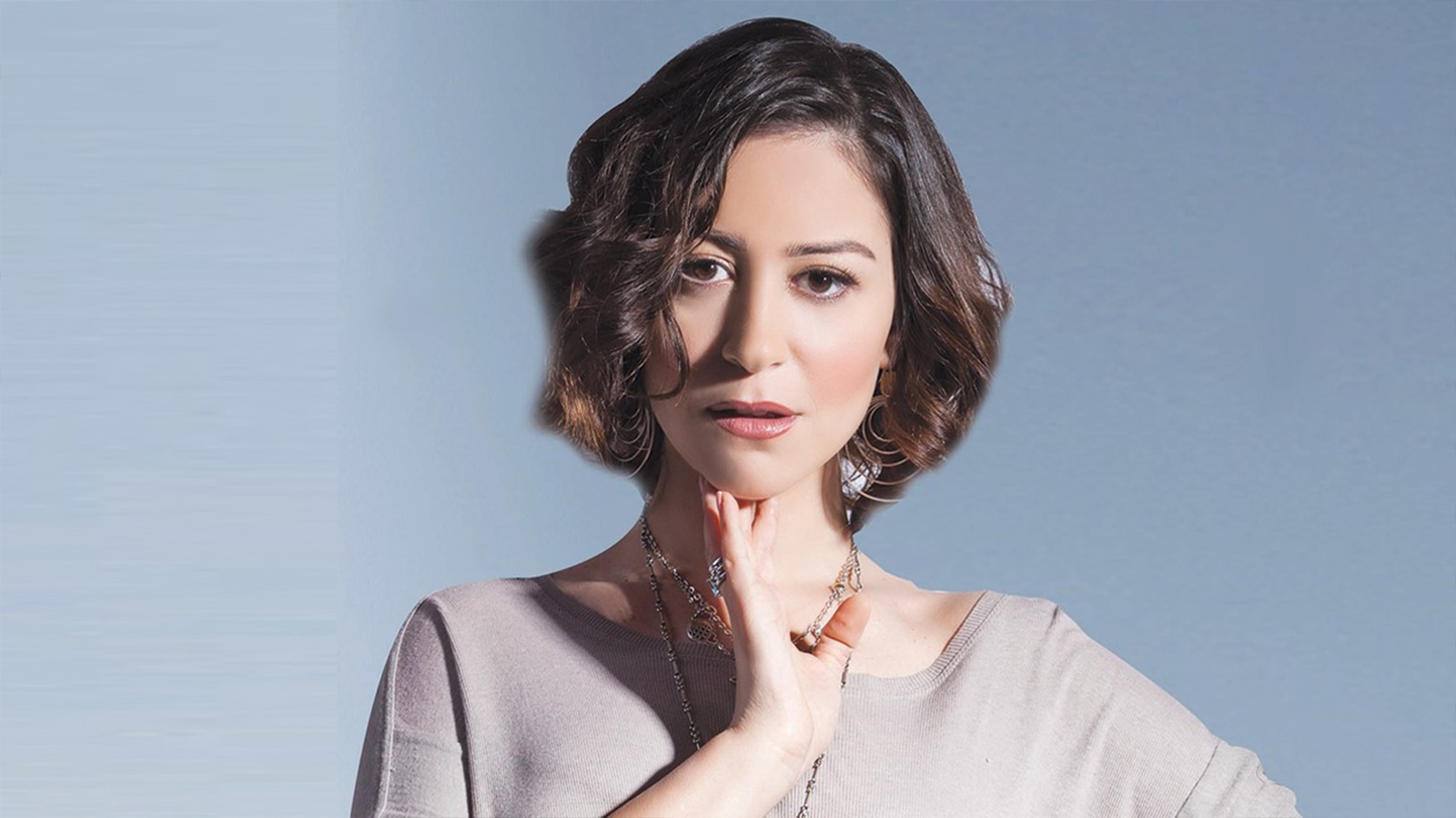 منة شلبي أول ممثلة عربية تترشح لجائزة إيمي.. فماذا قالت؟