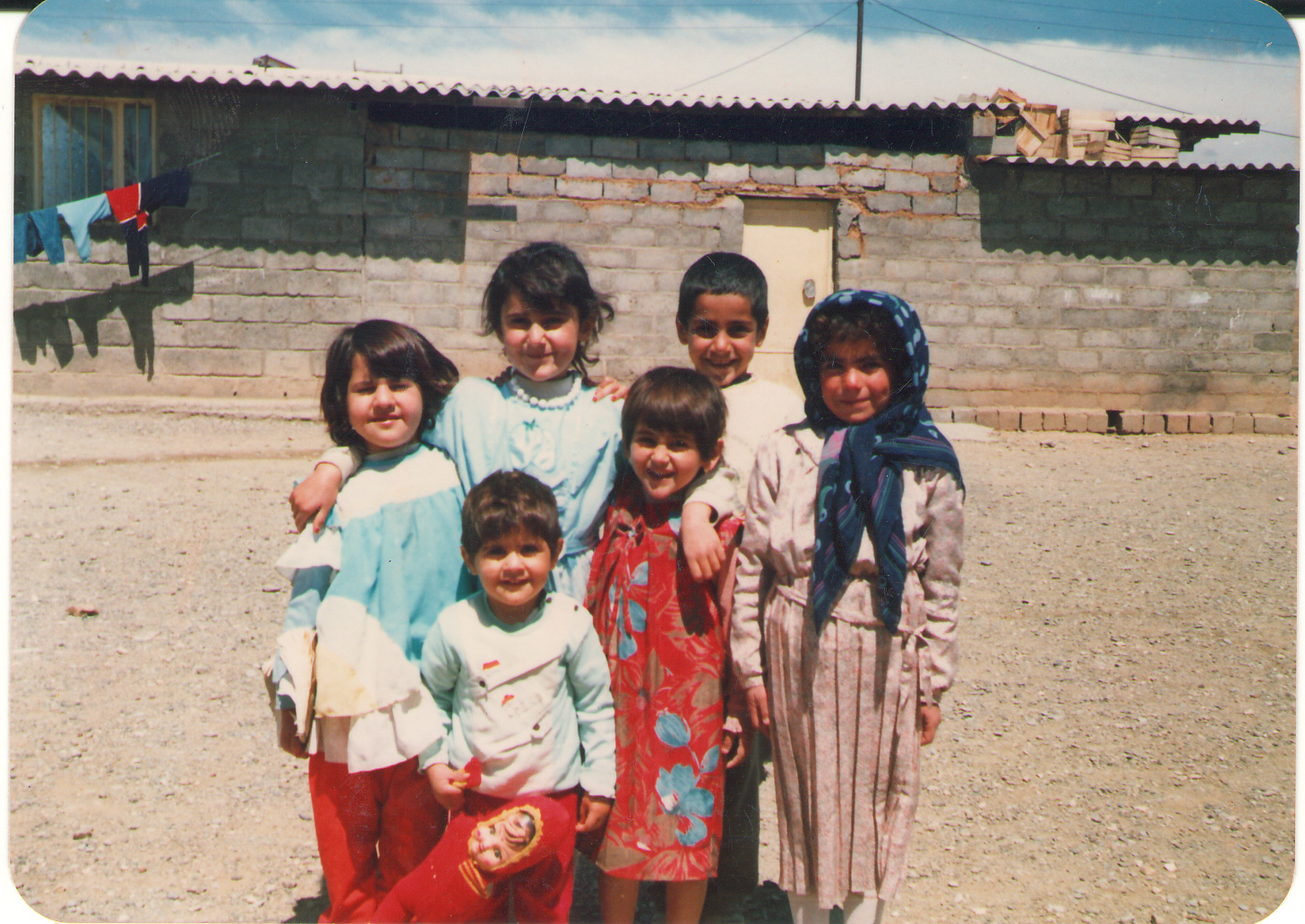 40 عاما من معاناة العوائل الفيلية ”المسفرة” في مخيمات ايران
