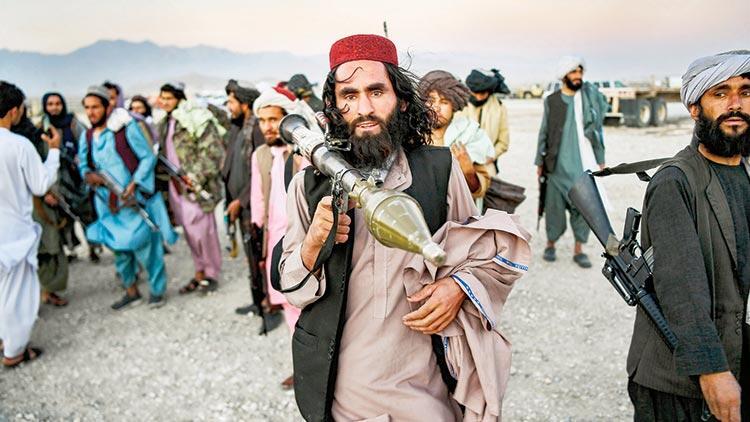 طالبان تطرد شيعة أفغانستان من منازلهم 