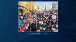 متظاهرو الديوانية يحيون ذكرى "انتفاضة تشرين" ويتخذون موقفاً