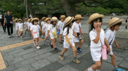  ارتفاع معدلات الانتحار بين الأطفال اليابانيين لأعلى مستوياتها منذ 40 عاماً