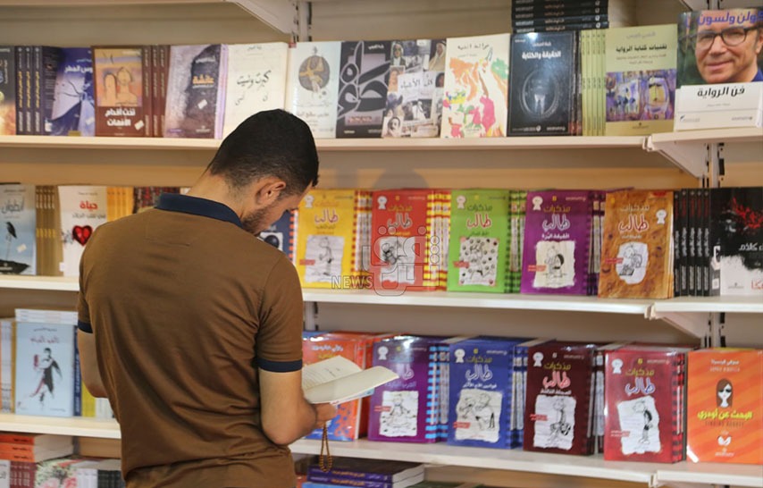200 publishing houses display their books in a book fair in Najaf 