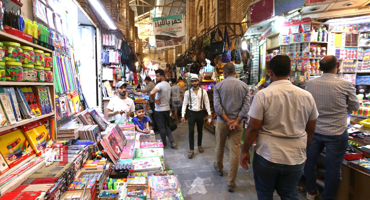 Stationery prices empty the Iraqis’ pockets in Baghdad 1635278884211