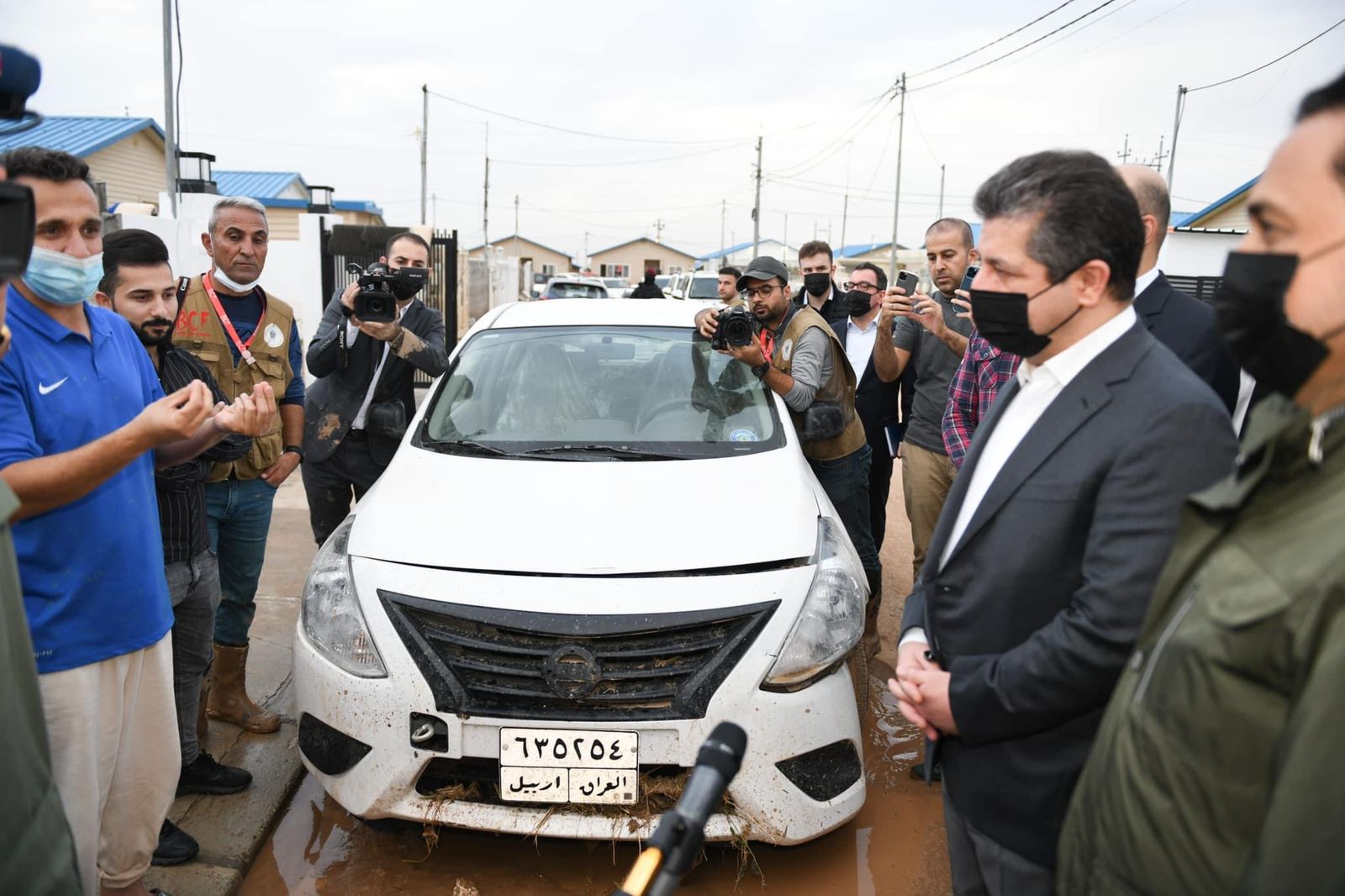 PM Barzani tours flood-hit parts of Erbil