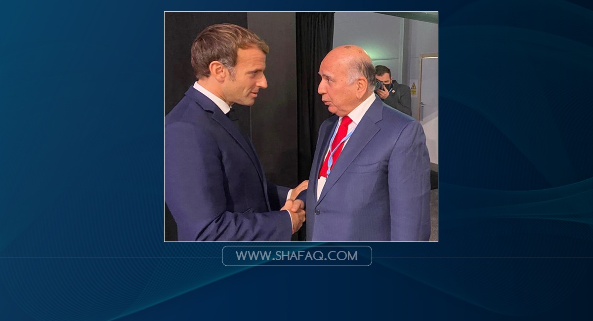 Hussein discusses with President Macron several issues of mutual interest