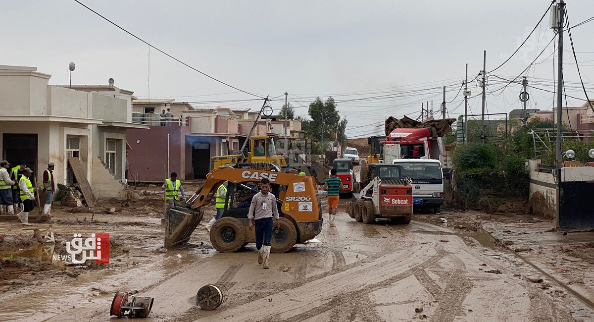 مسعود بارزاني يتابع أوضاع فيضانات أربيل مع المحافظ
