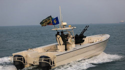 مواجهة بحرية بين قوات ايرانية ومدمرة أمريكية في بحر عمان