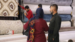 السليمانية.. انخفاض درجات الحرارة ينعش سوق السجاد (صور)