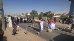 متظاهرون رافضون لنتائج الانتخابات يقطعون طريق بغداد - كركوك