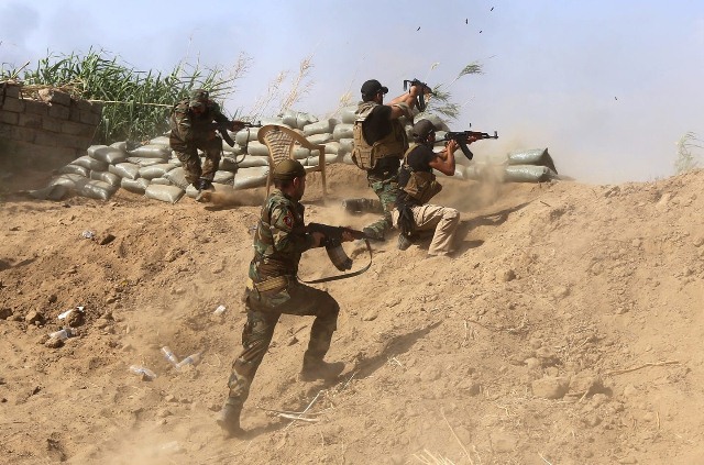 Iraqi Army clash with ISIS members north of Diyala