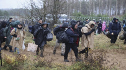 رئيس وزراء بولندا يشير إلى المهاجرين العراقيين: يأسوا فعادوا إلى وطنهم