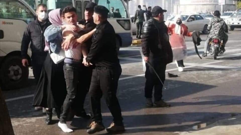 إصابة 18 متظاهراً إثر مواجهات مع قوات الأمن في السليمانية