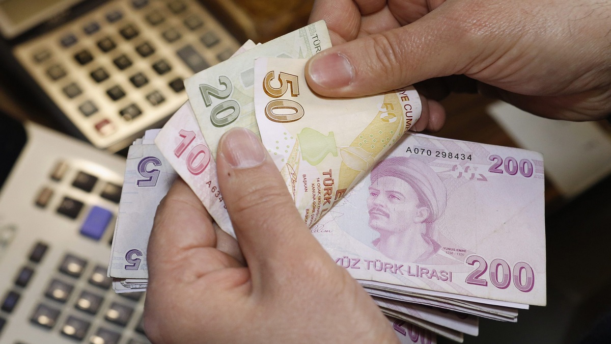 Turkish lira slides 1.6% towards record dollar low