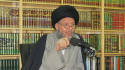 إيران ترفع الإقامة الجبرية عن مرجع دين عراقي ليعود إلى بلده