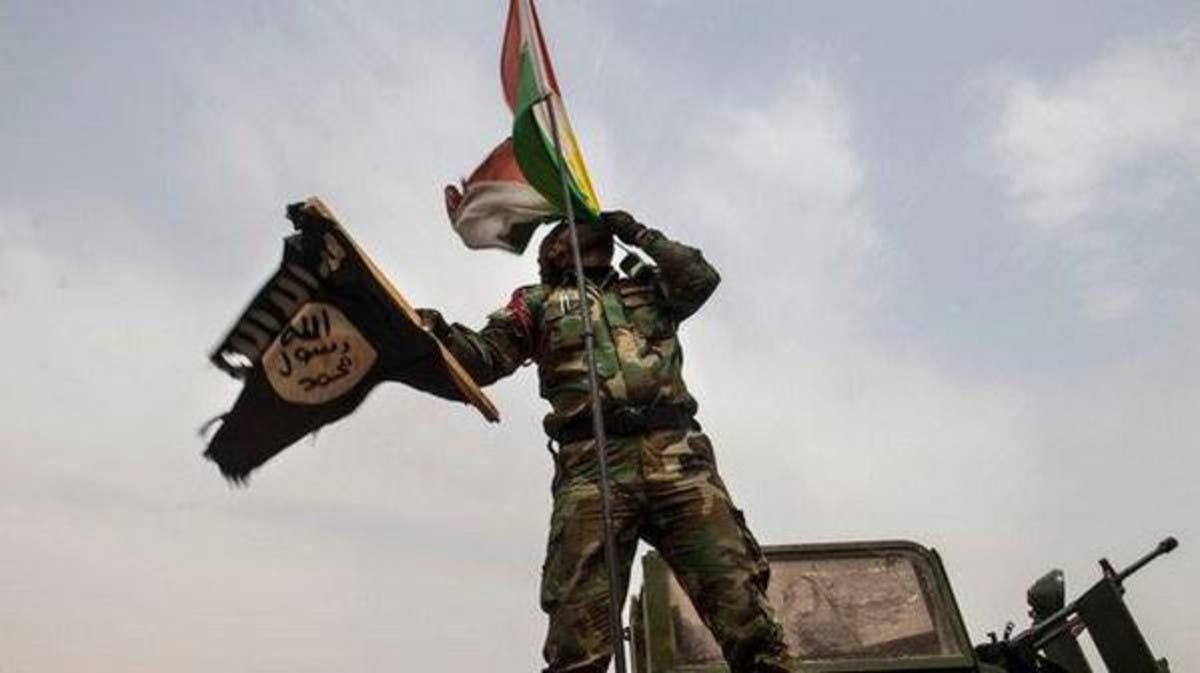 Peshmerga respond to claims about preventing fighting ISIS in Makhmour