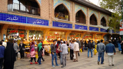 بينها الكوردية.. إيران تمنع استخدام أسماء محلية للمحال التجارية في طهران