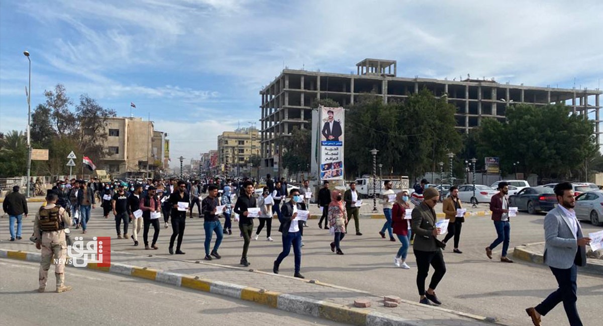 القضاء العراقي يحكم بالحبس على ناشط بالاحتجاجات
