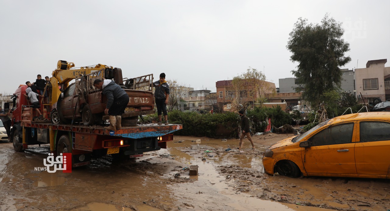 Civil Defense teams launch a search campaign to find missing people 