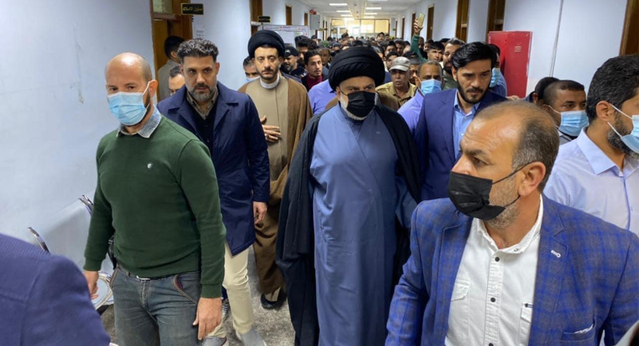 A few hours after al-Sadr's visit, a series of dismissals in Najaf Municipality 