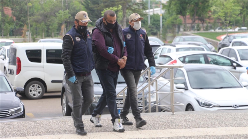 Turkish authorities arrest two Iraqis for belonging to ISIS