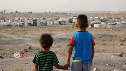 Summer clothes in cold and gusty days in the "Bzeibiz" Camp