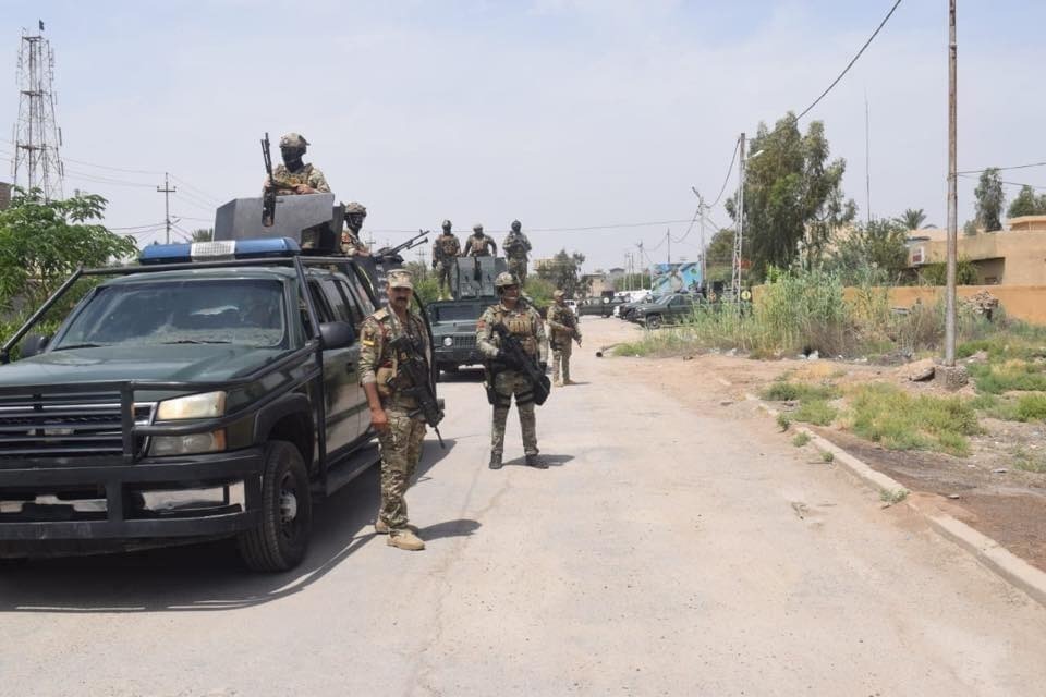 Iraqi security forces thwart a bomb attack against a supply convoy in Nasiriyah