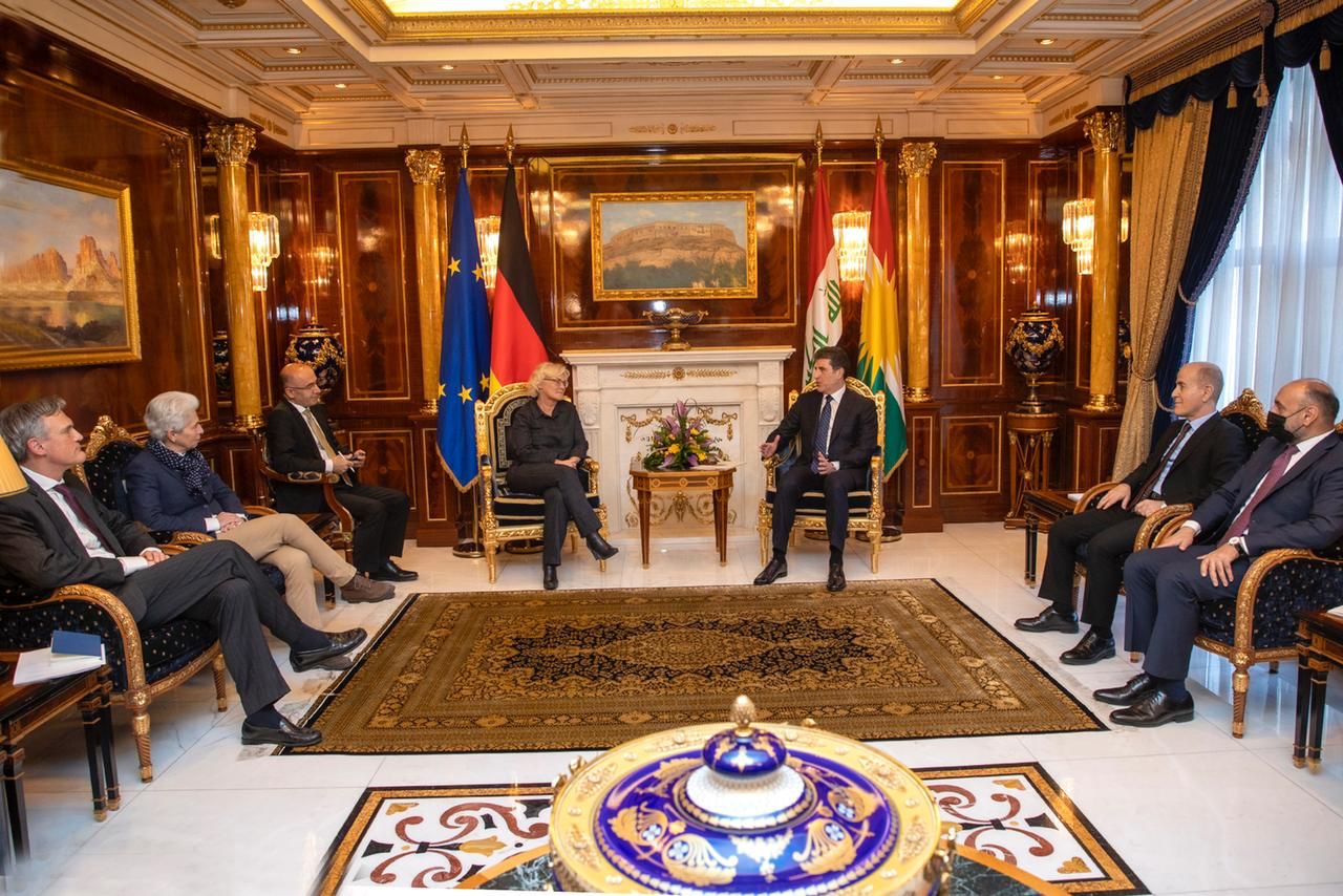 President Nechirvan Barzani holds meeting with Germany’s Minister of Defense