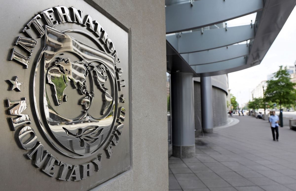 IMF cuts growth forecasts for U.S., China and world as Omicron spreads