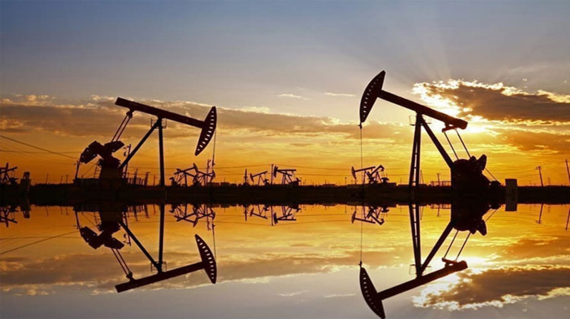 أسعار النفط تغلق على مكاسب كبيرة خلال الأسبوع الماضي