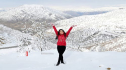 Around 60,000 tourists flocked to al-Sulaymaniyah to enjoy snowfall in January
