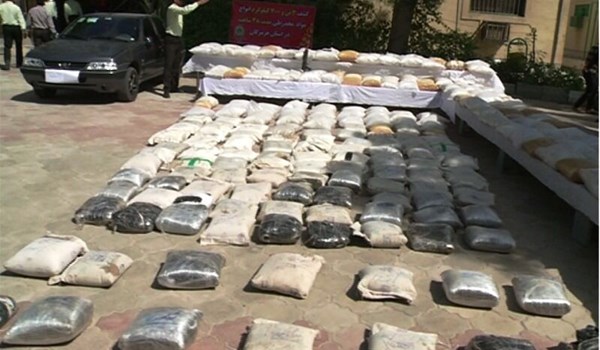 ضبط 35 طناً من المخدرات واعتقال 17 الف مهرب في مدينة ايرانية 