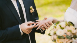 انتحل صفة طبيب.. الإيقاع برجل تزوج 18 امرأة لأخذ أموالهن