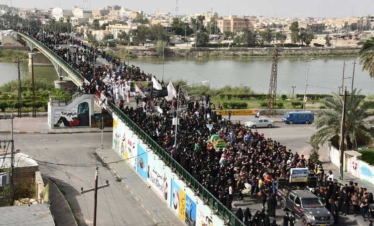 قطع جسر الأئمة بالكامل في بغداد لكثافة زوار الإمام الكاظم