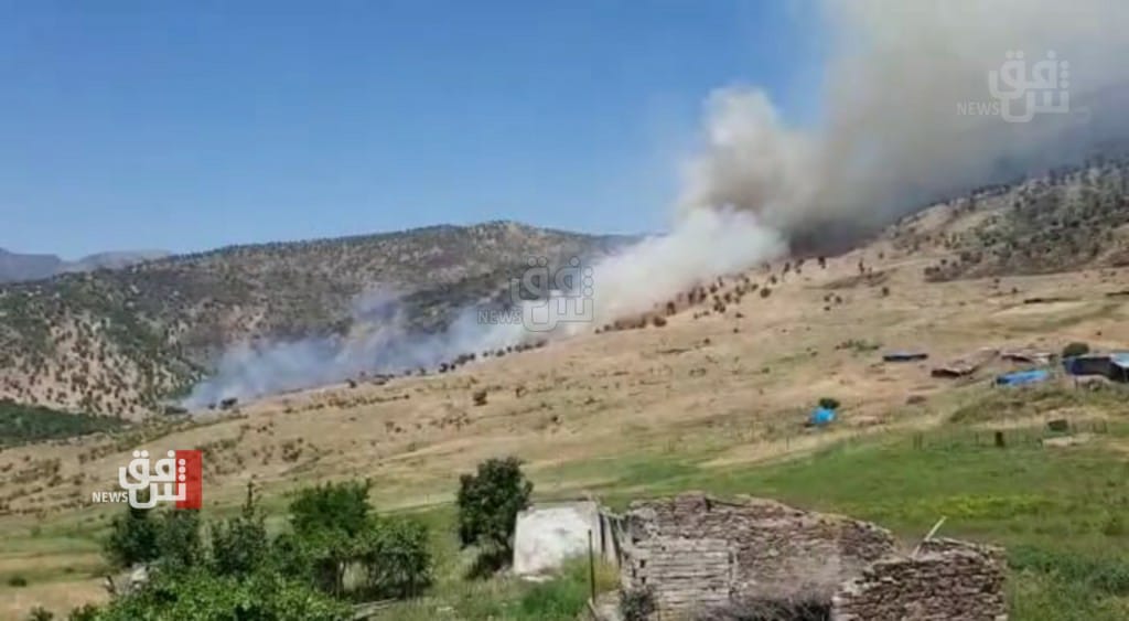 Turkish helicopters heavily bombard PKK sites in northern Kurdistan 